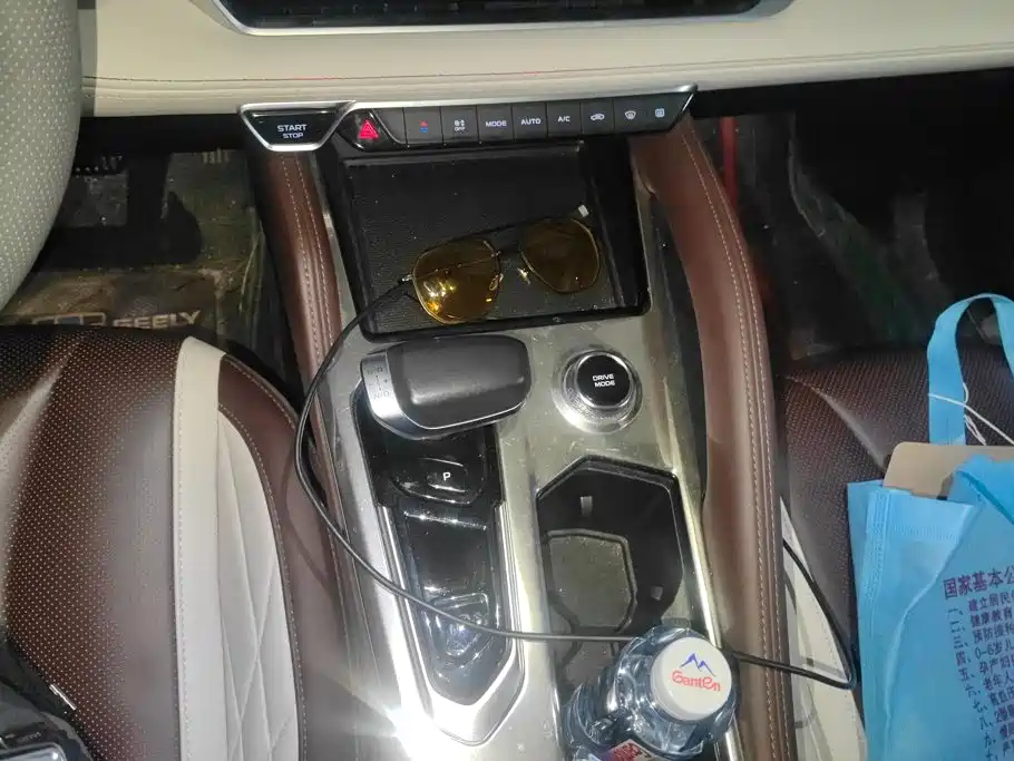 Geely Xingyue L — миниатюра 15
