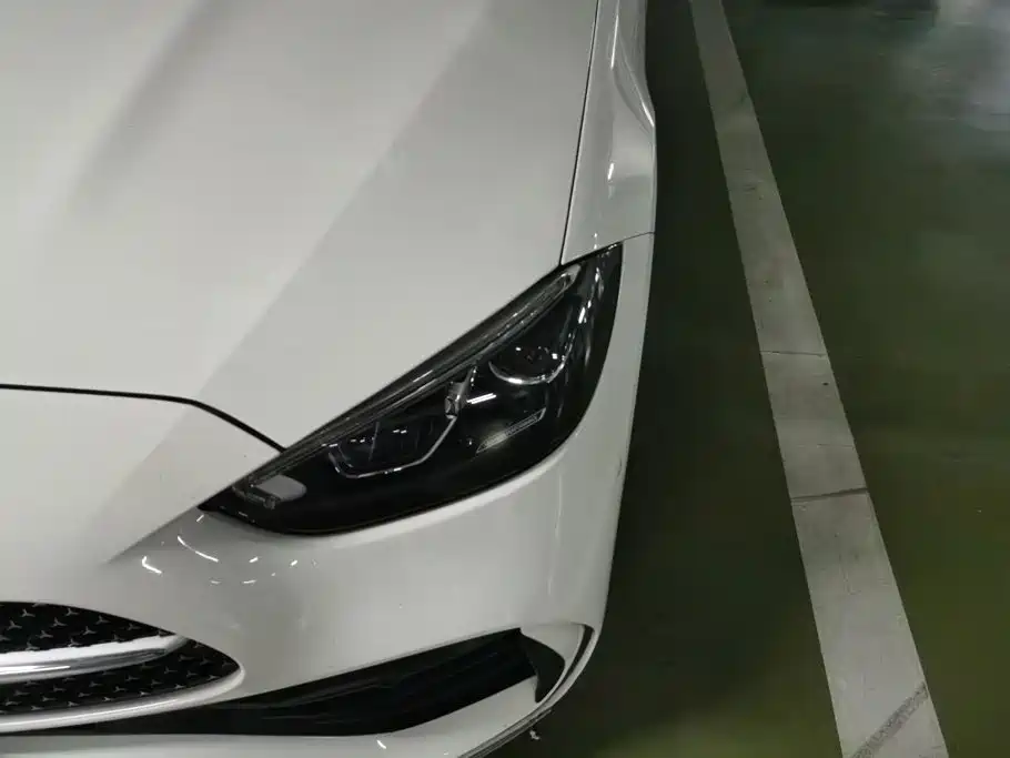 Mercedes-Benz C-Class — миниатюра 5