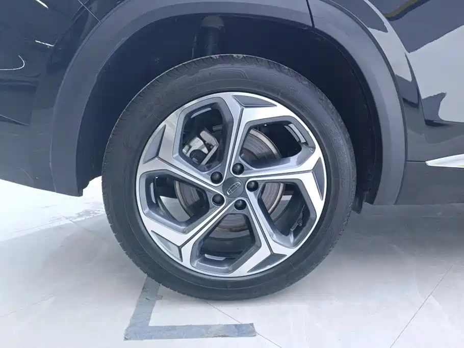 Geely Xingyue L — миниатюра 6
