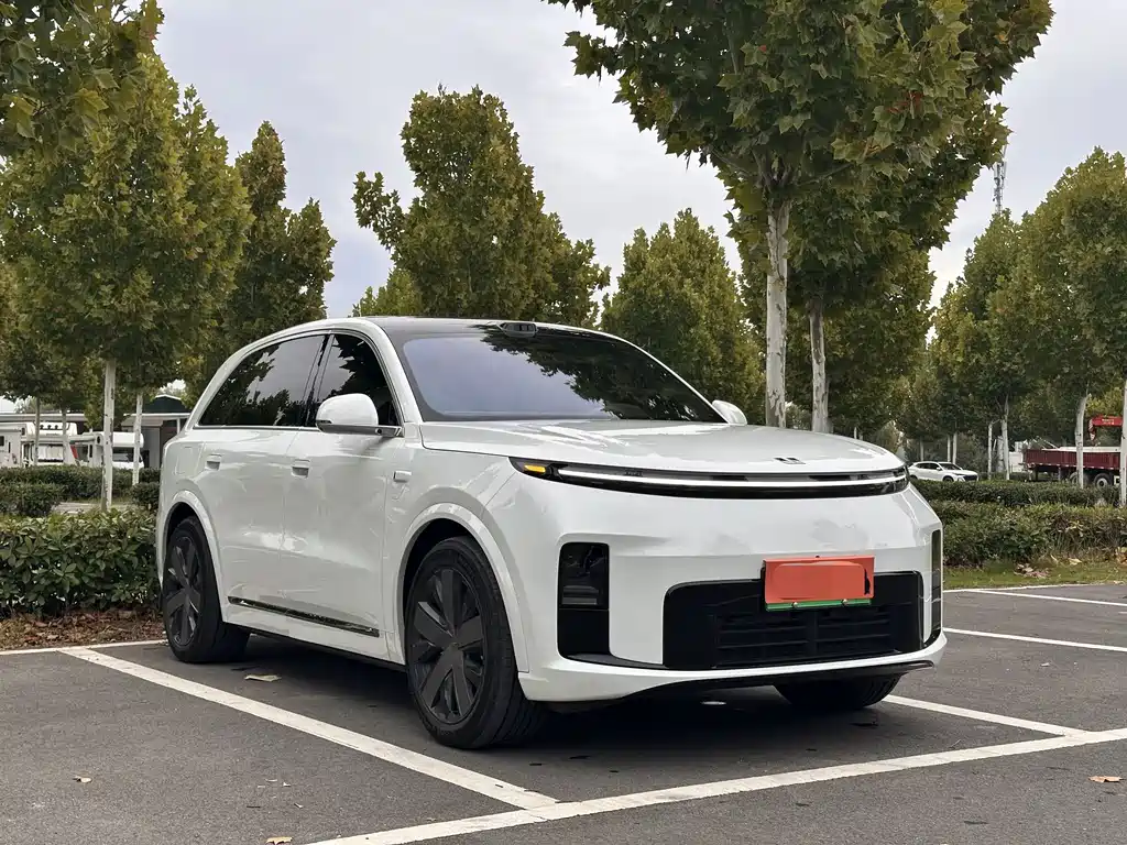 Li Auto Li L8 — миниатюра 3