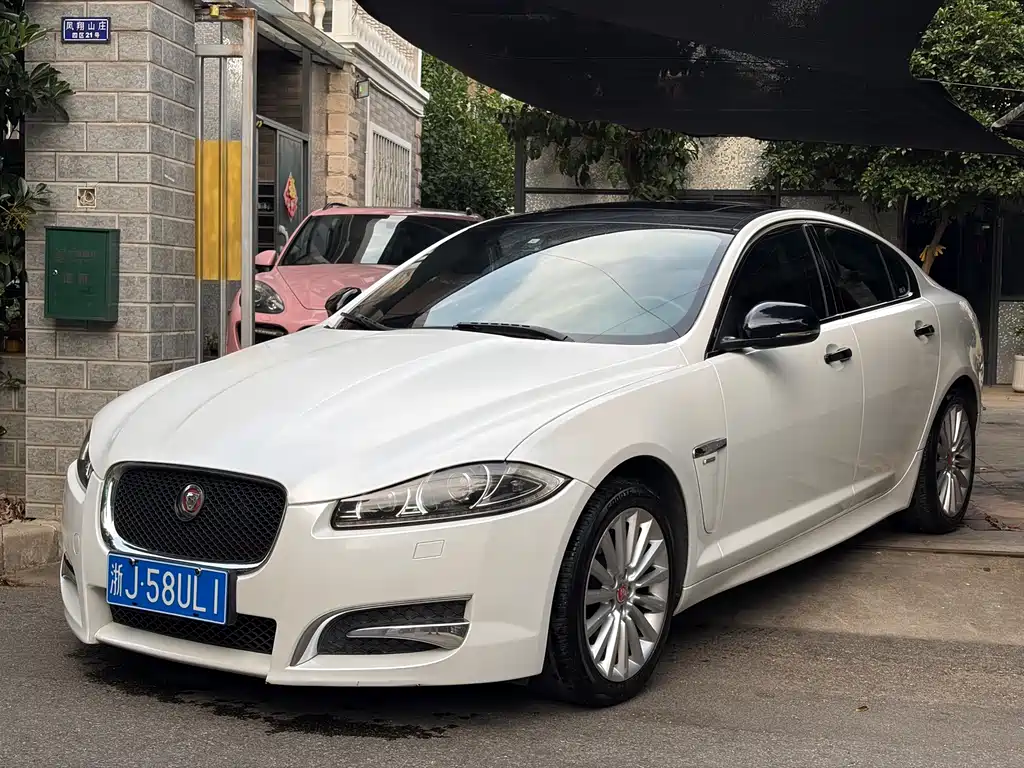 Jaguar XF 2015 XF 3.0 SC R-Sport Luxury Edition