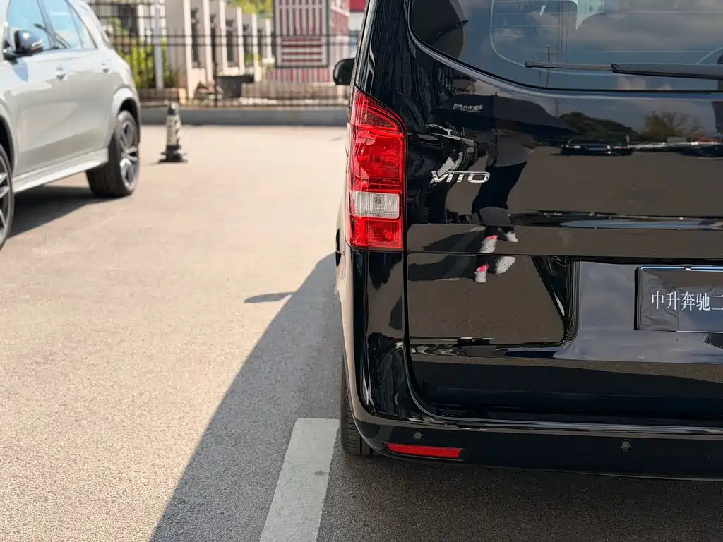 Mercedes-Benz Vito — миниатюра 11