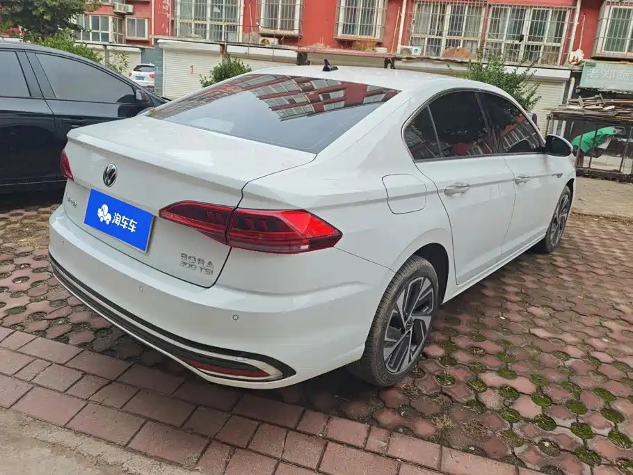 Volkswagen Bora — миниатюра 3