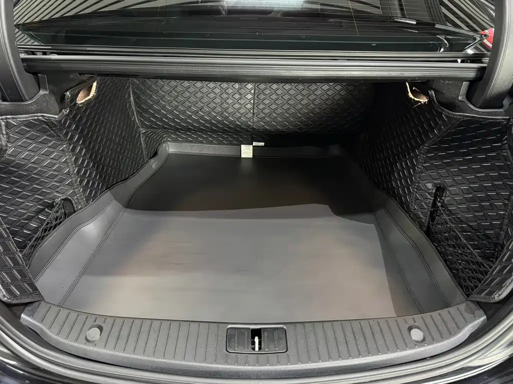 Mercedes-Benz S-Class — миниатюра 10