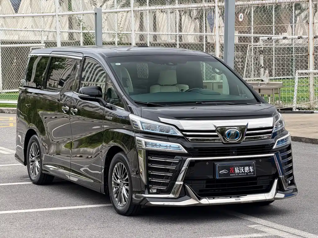 Toyota Vellfire 2019 2.5L HV Luxury