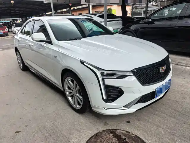 Cadillac CT4