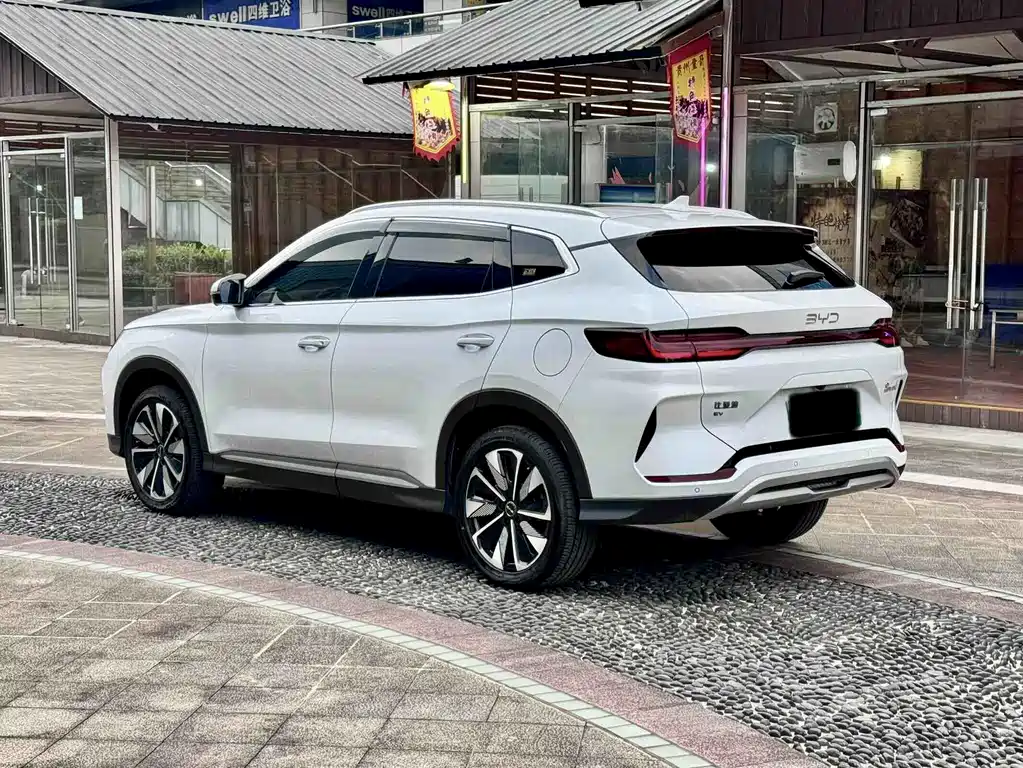 BYD PLUS New Energy — миниатюра 11