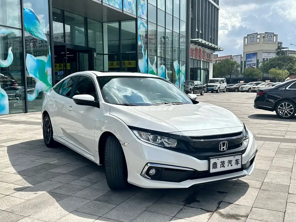 Honda Civic — миниатюра 6