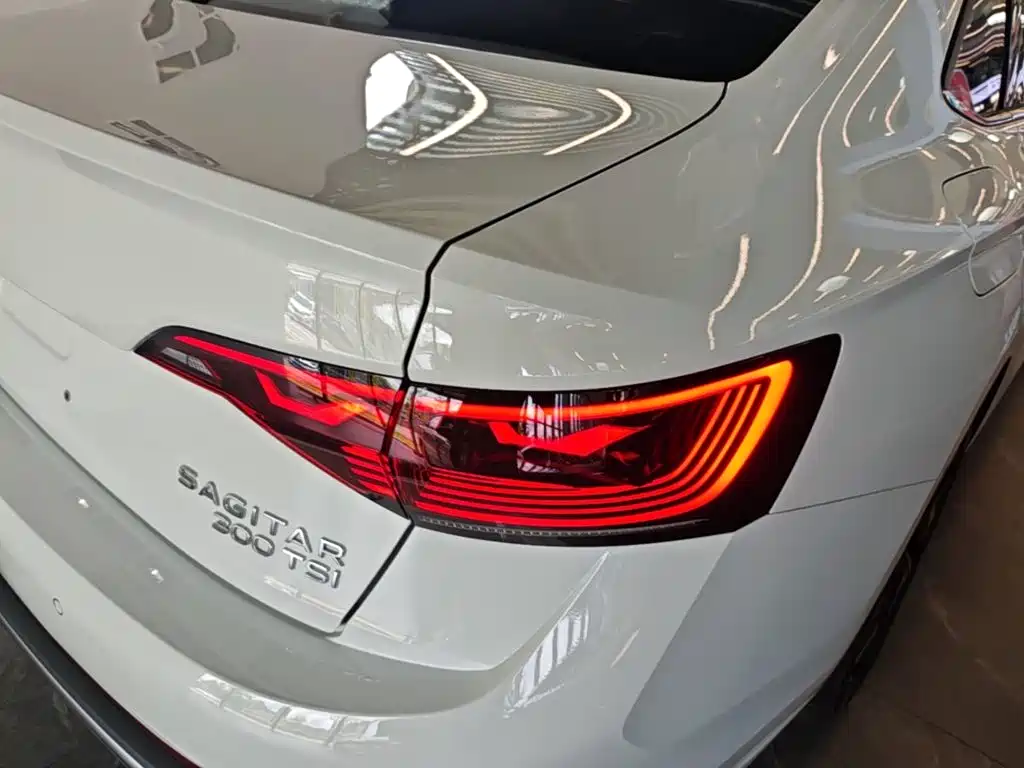 Volkswagen Sagitar — миниатюра 8