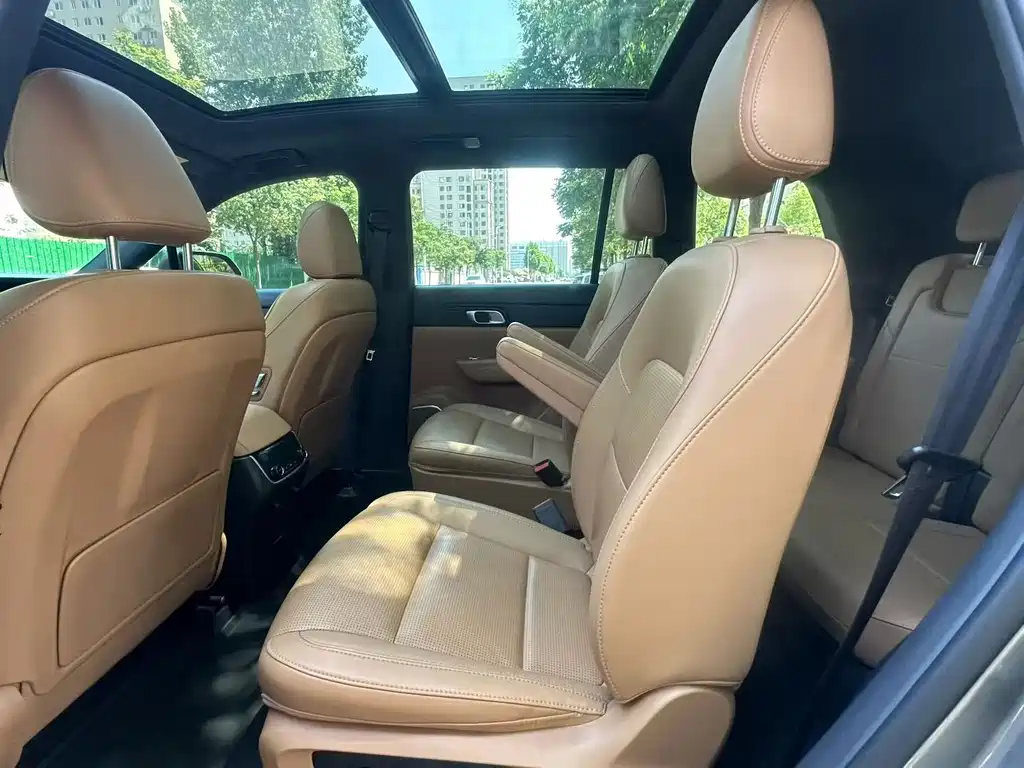 Li Auto Li ONE — миниатюра 6