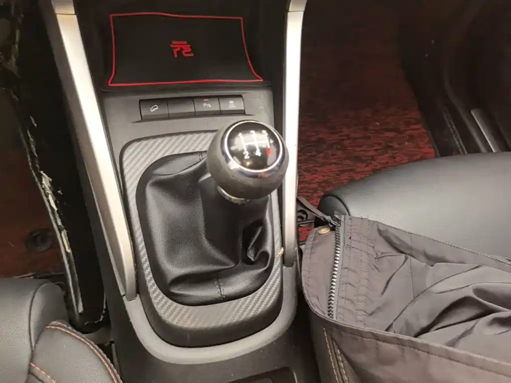 BYD Yuan — миниатюра 14