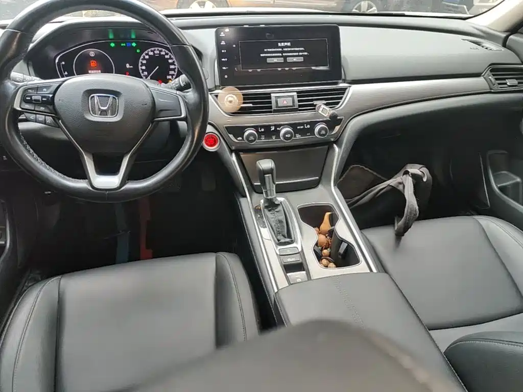 Honda Accord — миниатюра 10