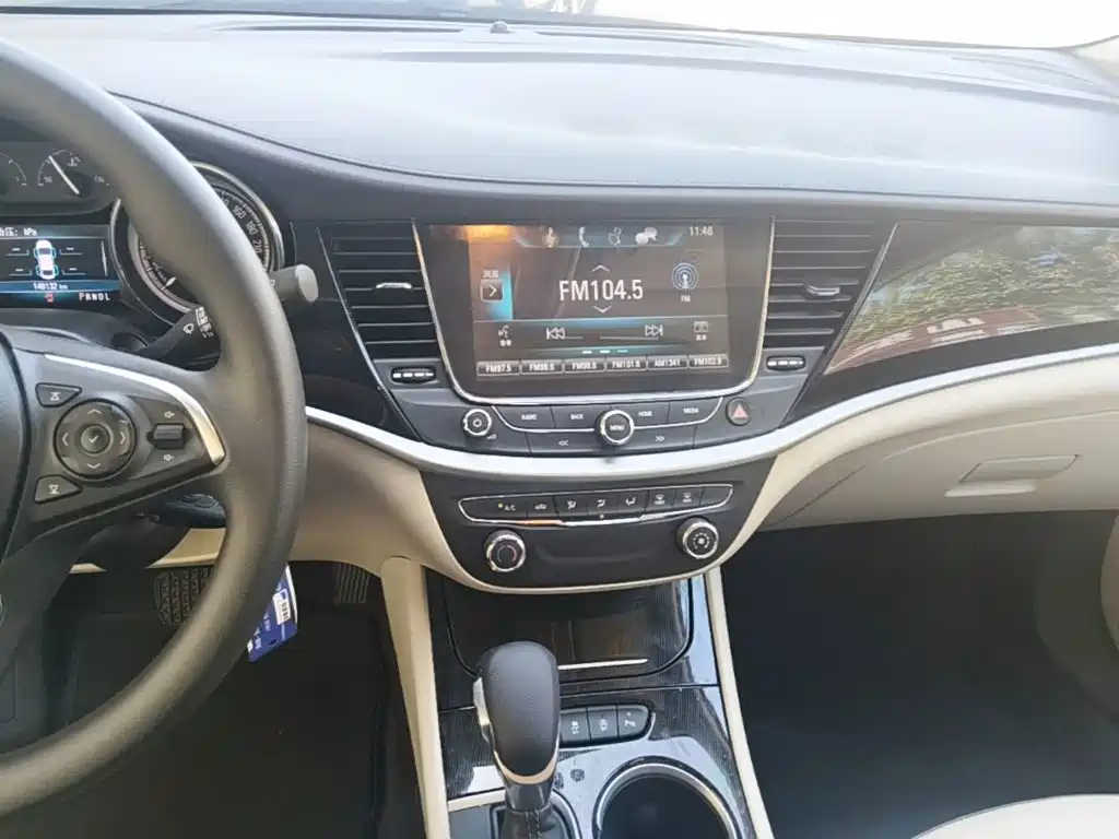 Buick Verano — миниатюра 13