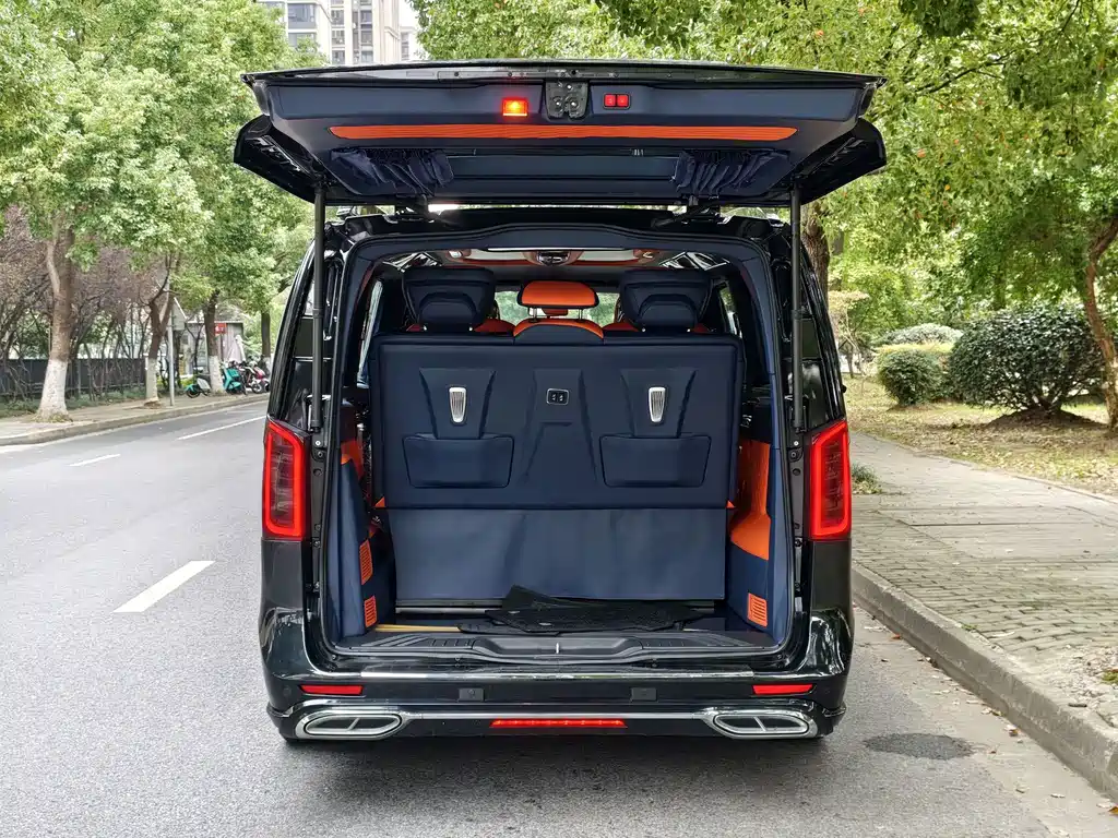 Mercedes-Benz Vito — миниатюра 13