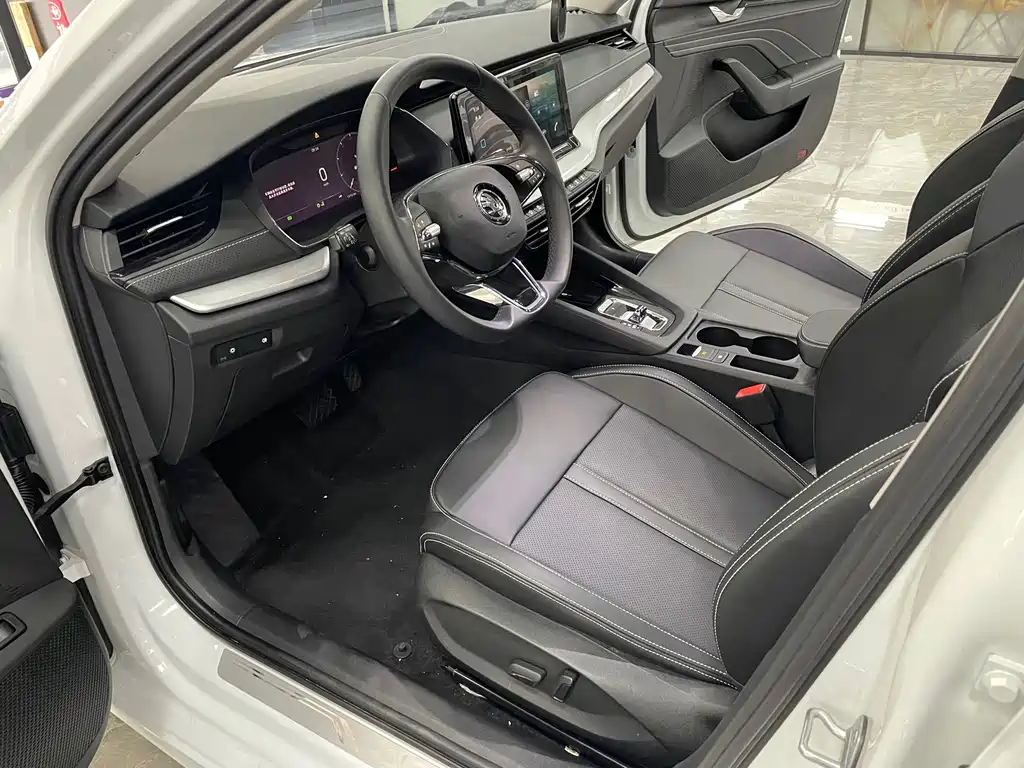 Skoda Octavia — миниатюра 5