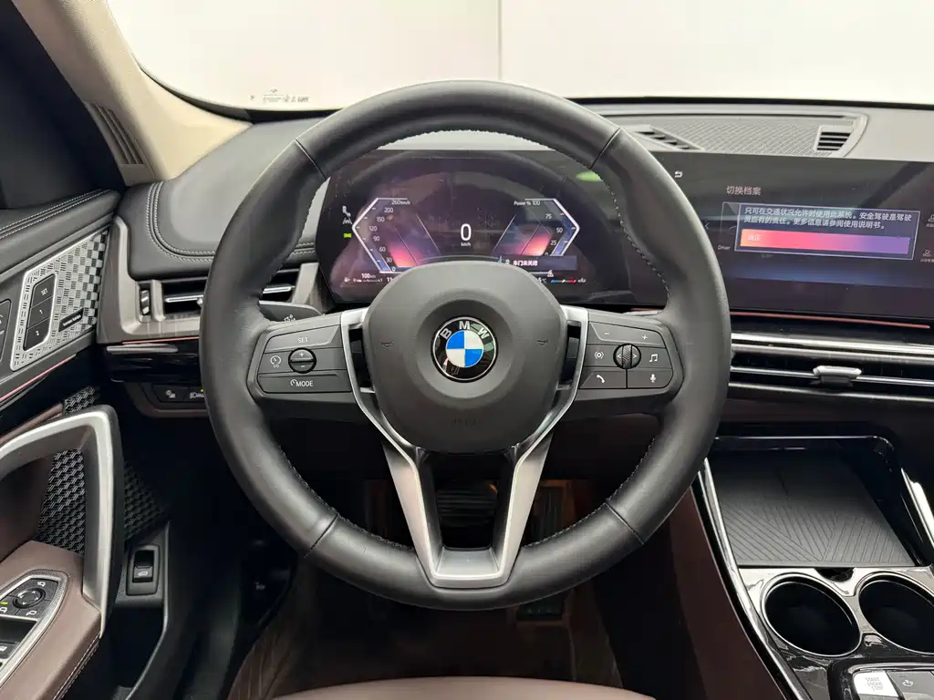 BMW X1 — миниатюра 17