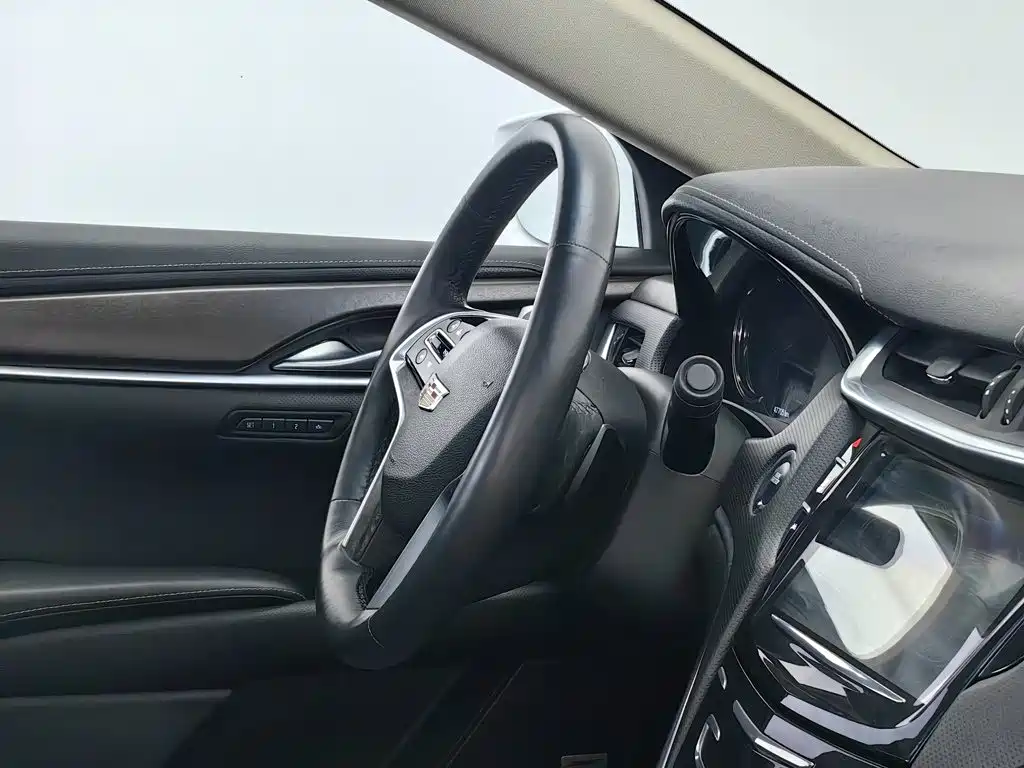 Cadillac XTS — миниатюра 22