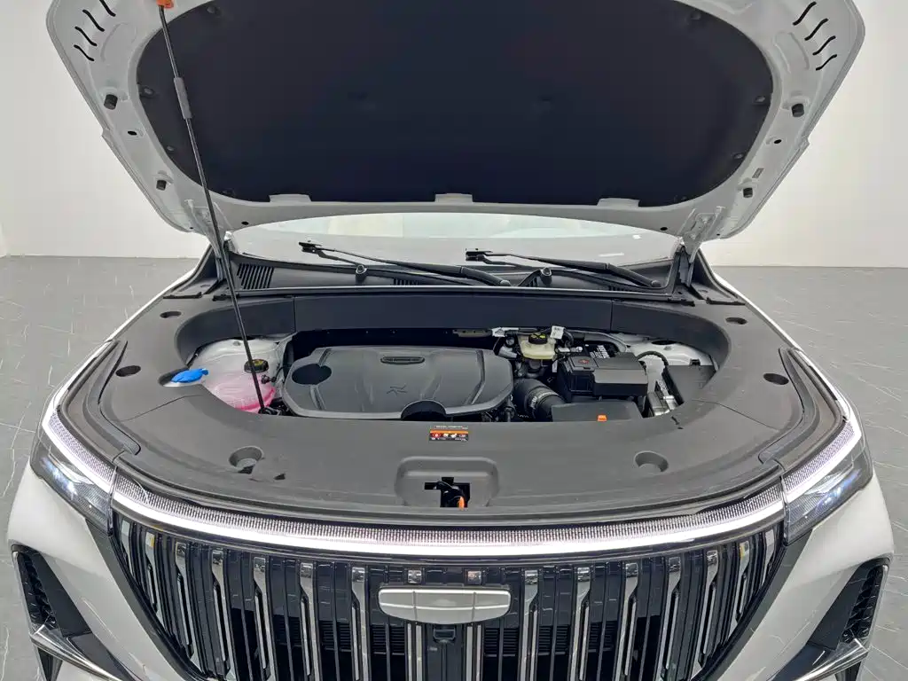 Geely Boyue L — миниатюра 26
