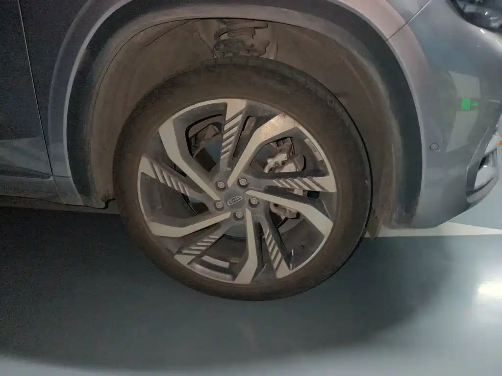Geely Xingyue L — миниатюра 8