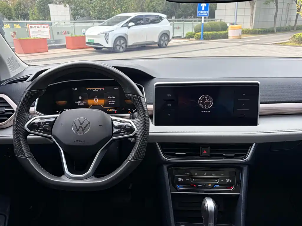 Volkswagen Tharu — миниатюра 9