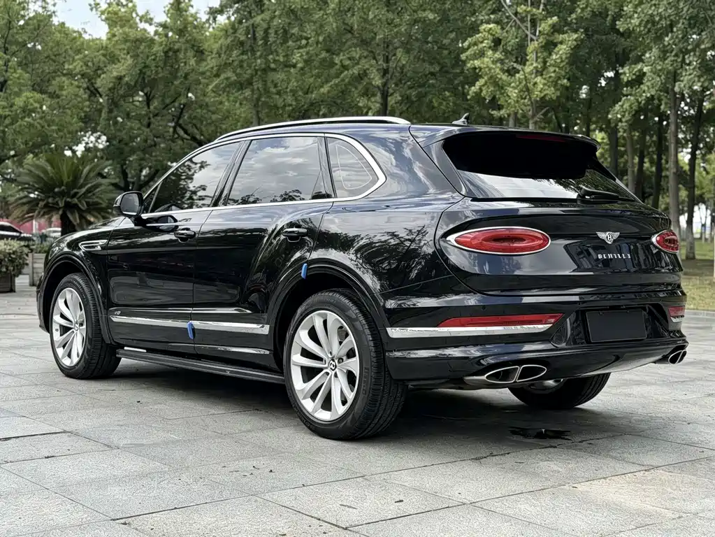 Bentley Bentayga — миниатюра 4