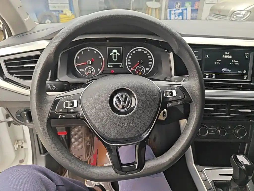Volkswagen Polo — миниатюра 11