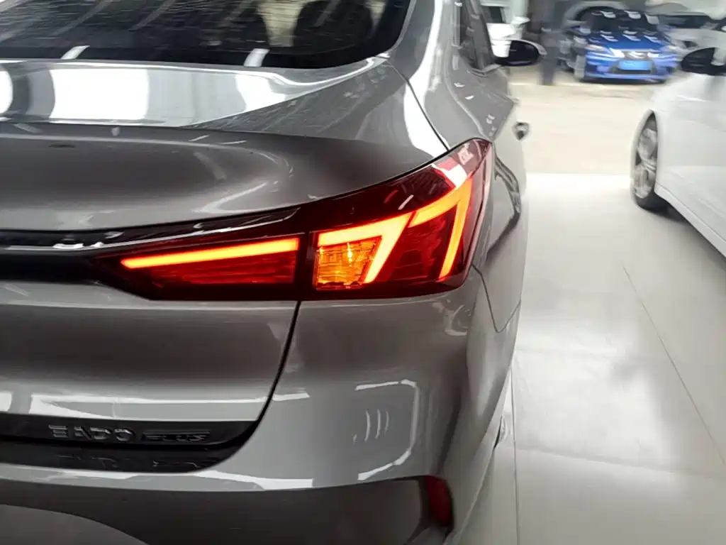 Changan Eado — миниатюра 8