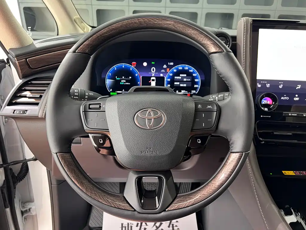 Toyota Alphard — фотографии объявления, Фото 22