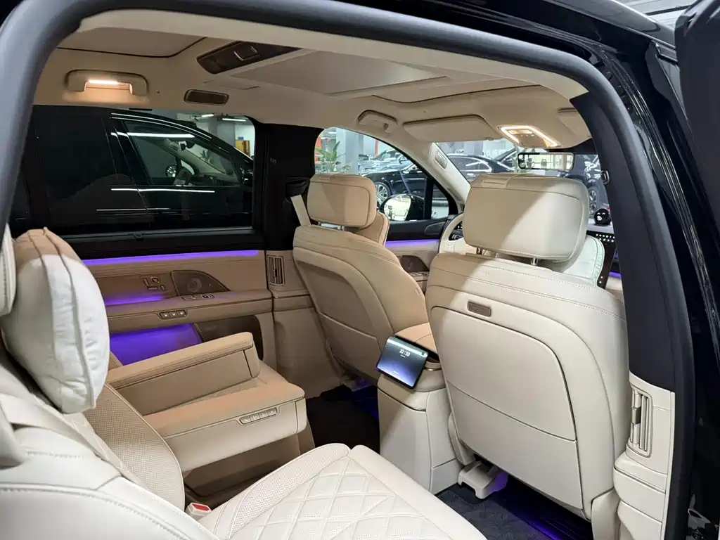 NIO ES8 2026 мест Executive Luxury