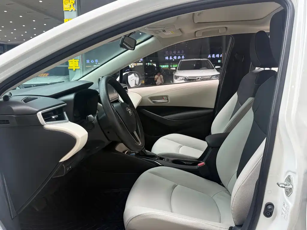Toyota Corolla — миниатюра 12