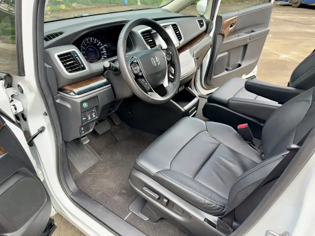 Honda Odyssey — миниатюра 4