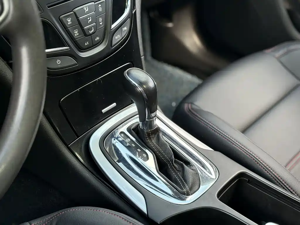 Buick Regal — миниатюра 3