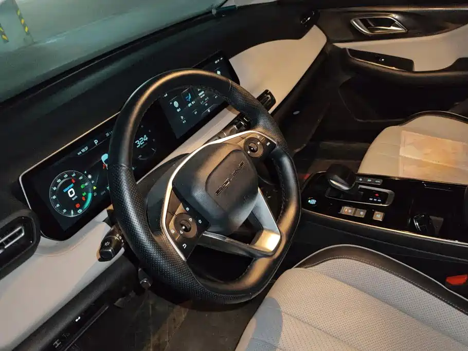 BAIC EU5 Plus — миниатюра 15