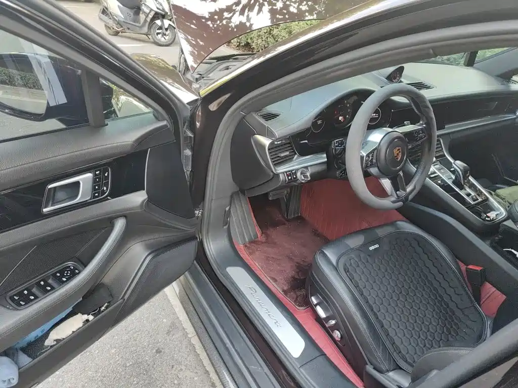 Porsche Panamera — миниатюра 17