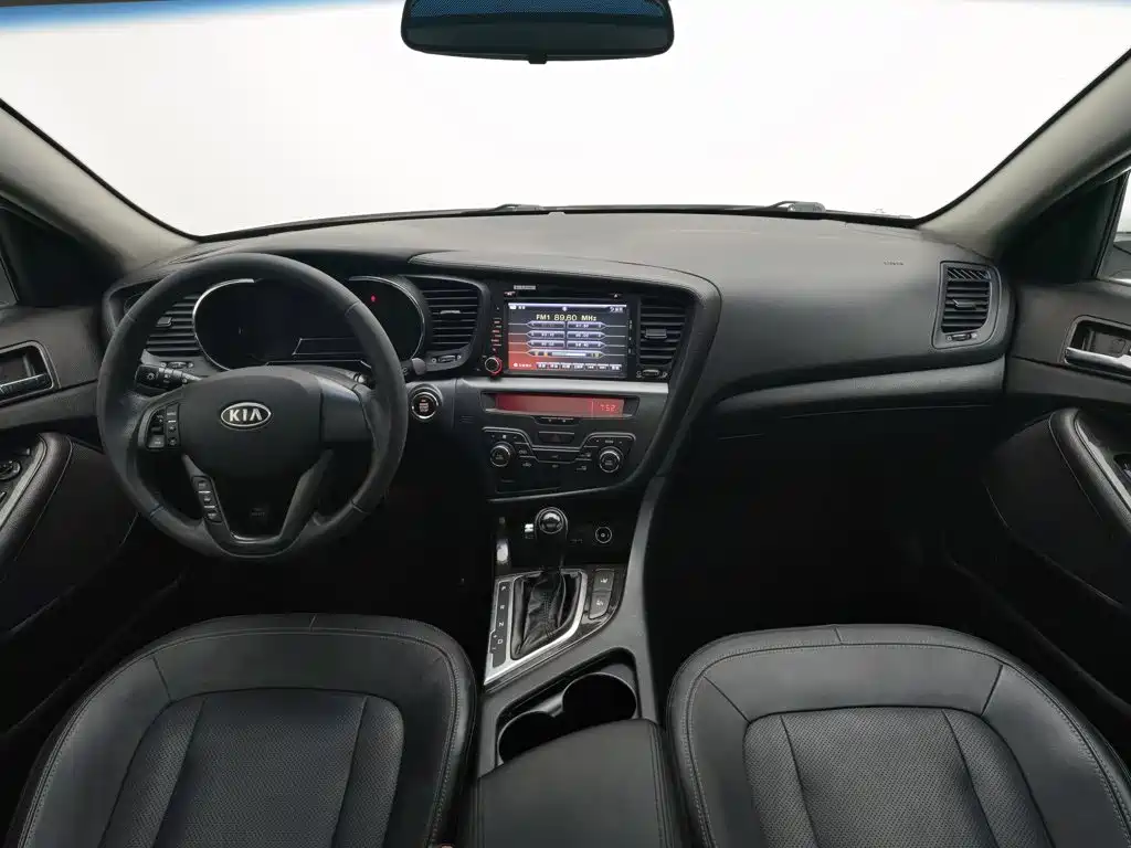 Kia K5 — миниатюра 5