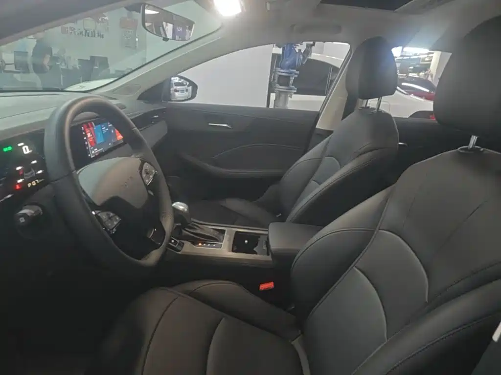 Roewe i5 — миниатюра 15