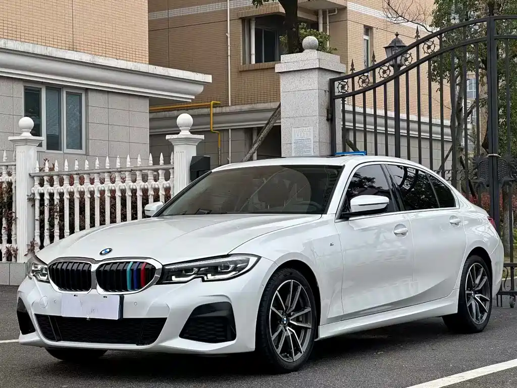 Купить BMW 3 Series