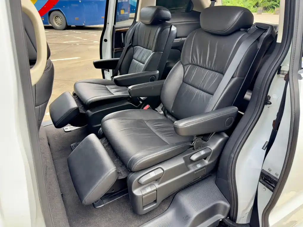 Honda Odyssey — миниатюра 5