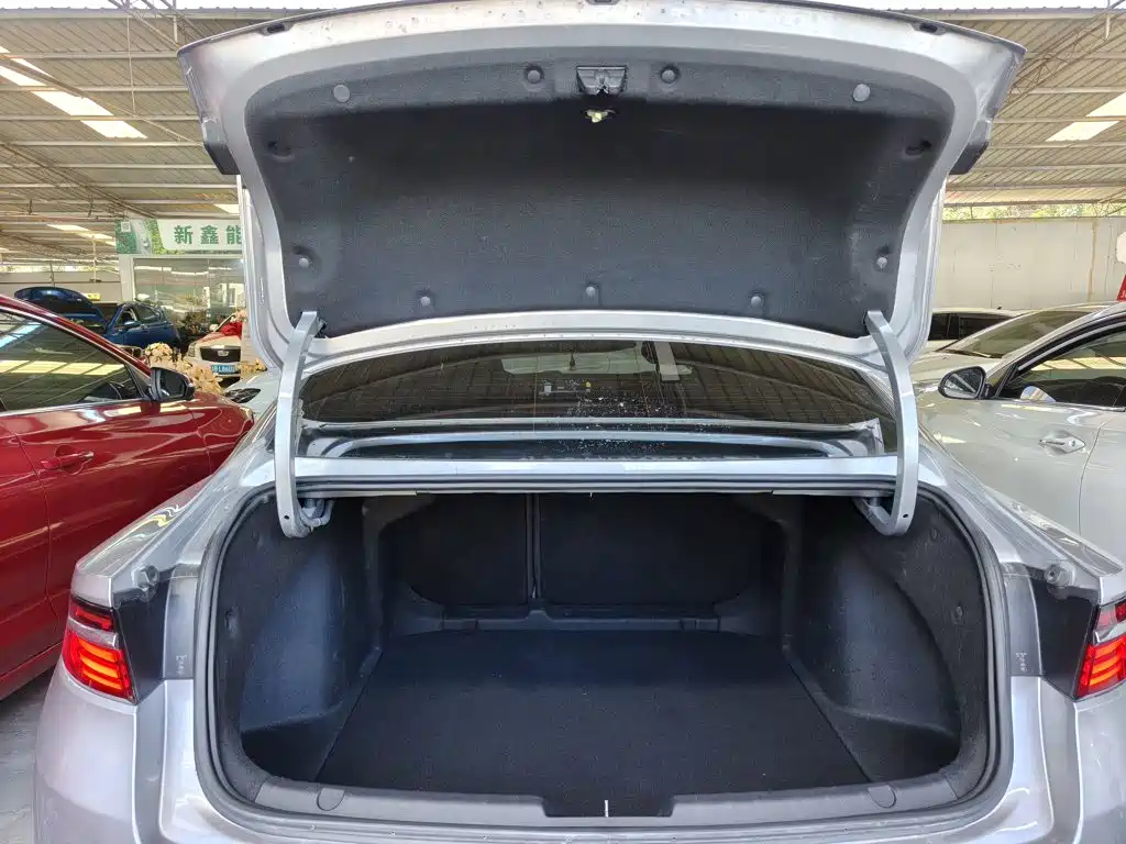 Geely Xingrui — миниатюра 19