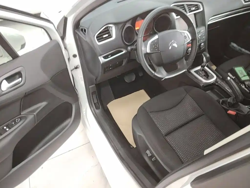 Citroen C4L — миниатюра 16