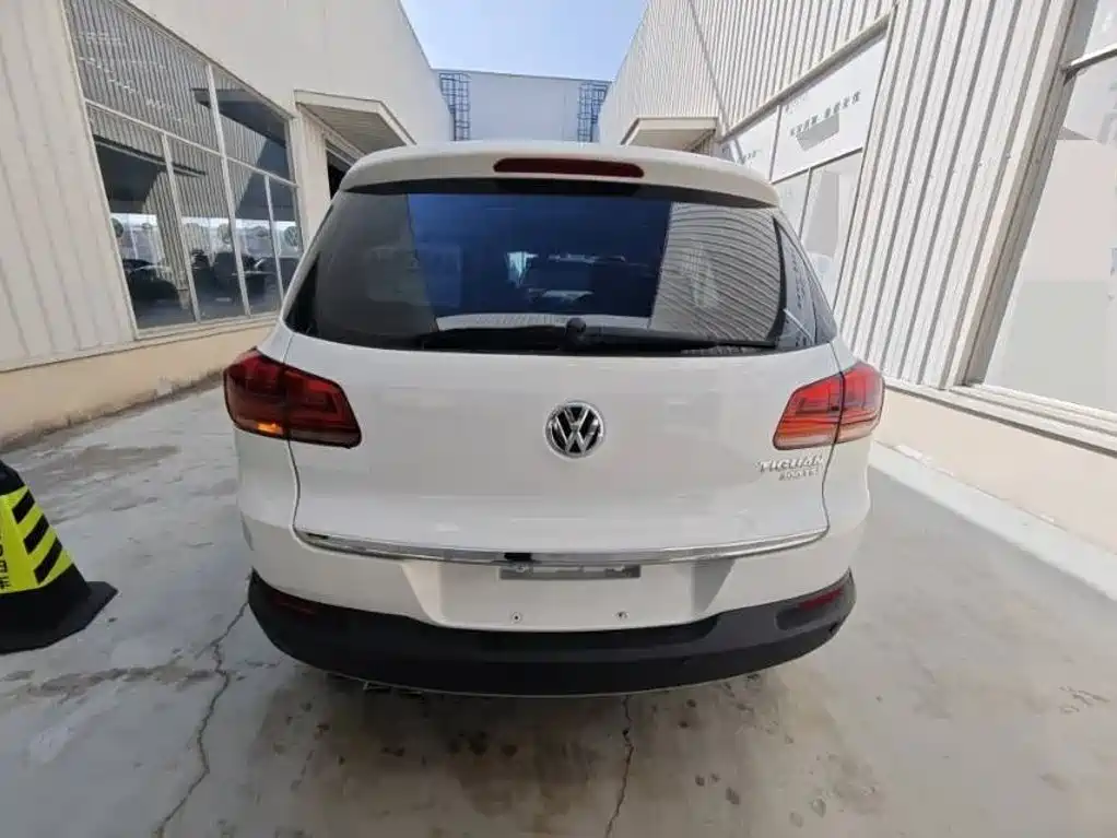 Volkswagen Tiguan — миниатюра 8