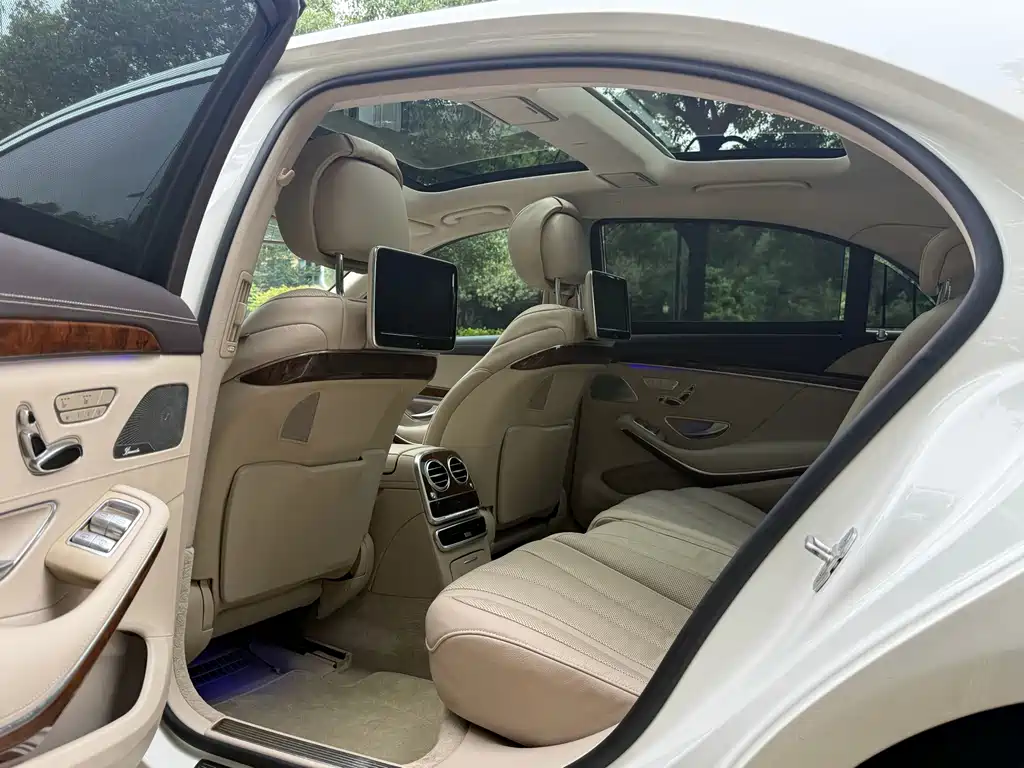 Mercedes-Benz S-Class — миниатюра 11