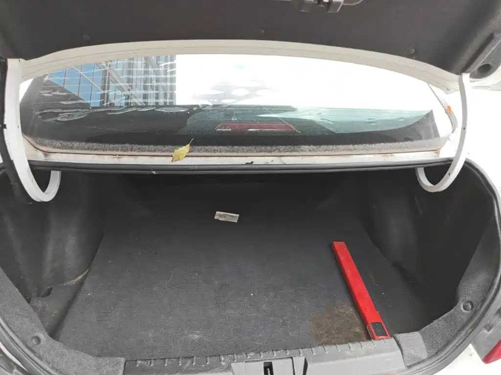 Geely Emgrand — миниатюра 19