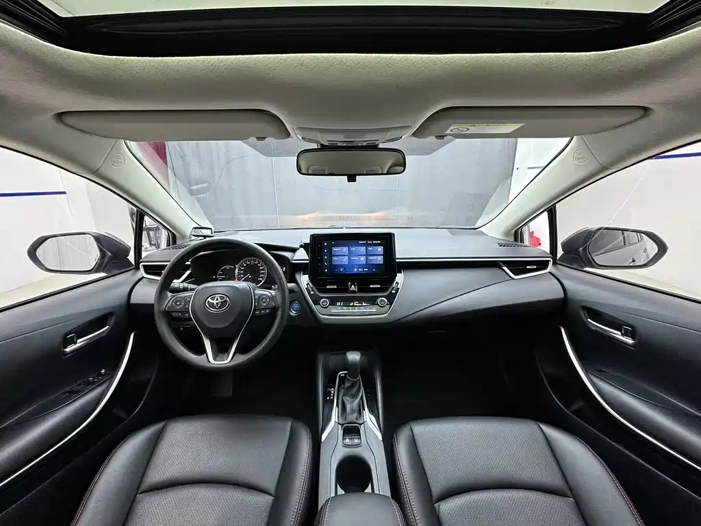 Toyota Corolla — миниатюра 11