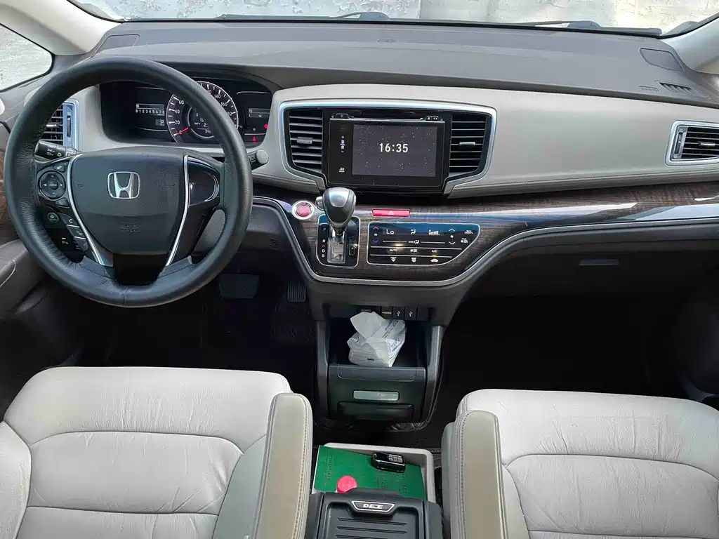 Honda Odyssey — миниатюра 7