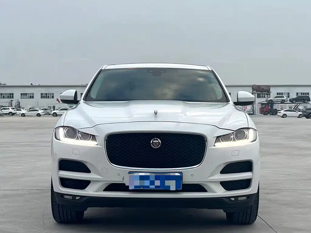 Jaguar F-PACE — миниатюра 2