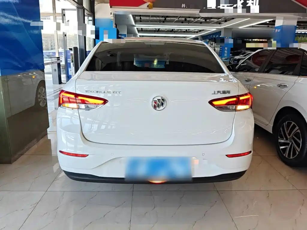 Buick Excelle — миниатюра 6