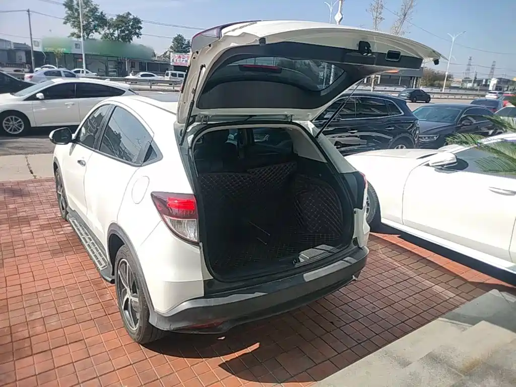 Honda Vezel — миниатюра 19