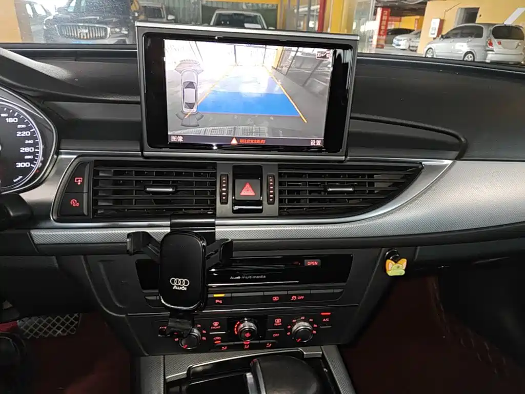 Audi A6L — миниатюра 13