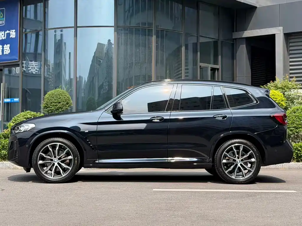BMW X3 2023 xDrive30i Lead M